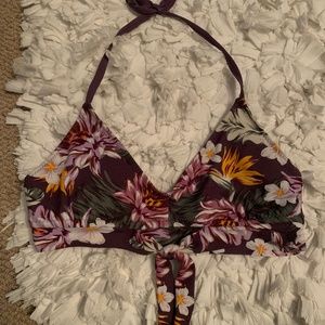 Women’s bathing suit